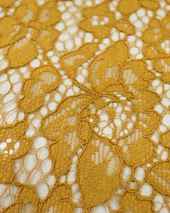 Tissu dentelle jaune ocre : tissu au mètre - Mercerine