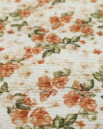 Tissu fleuri en ligne : Voile Froissé Fleurs vintage Ecru - Mercerine