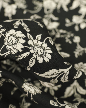 Tissu au mètre : Viscose twill imprimé fleur vintage noir - Mercerine