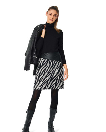 Patron de couture jupe asymétrique : Burda 5982 - Mercerine