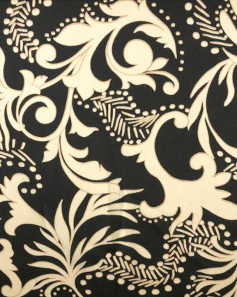 Tissu Crepe Bubble Satin Arabesque Fleuri Beige Fond Noir   - Mercerine