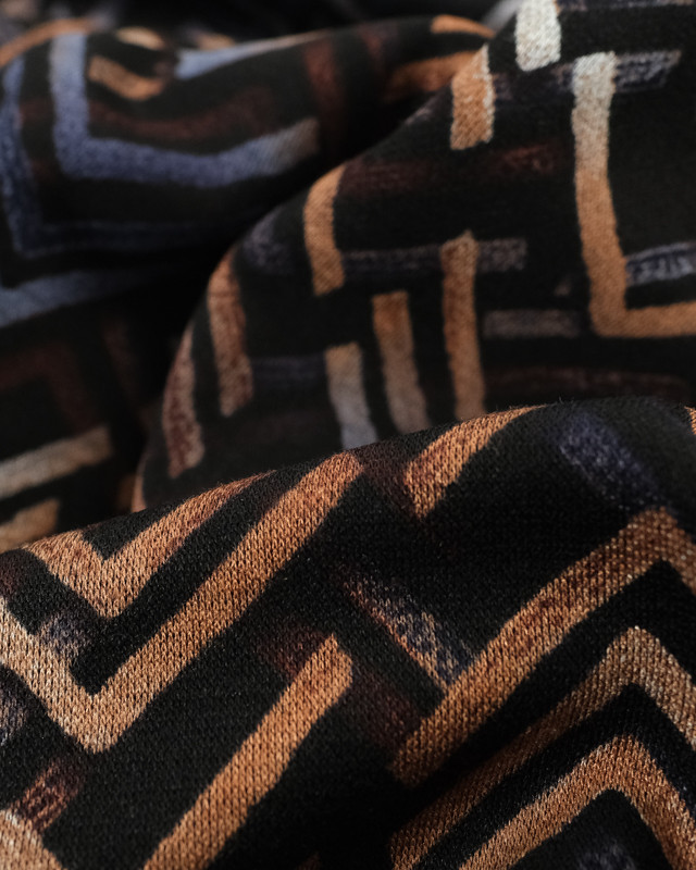 Tissu Milano Leger Chevrons Empreinte  Noir  - Mercerine