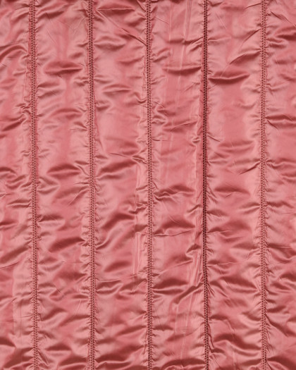 Tissu imperméable matelassé rose