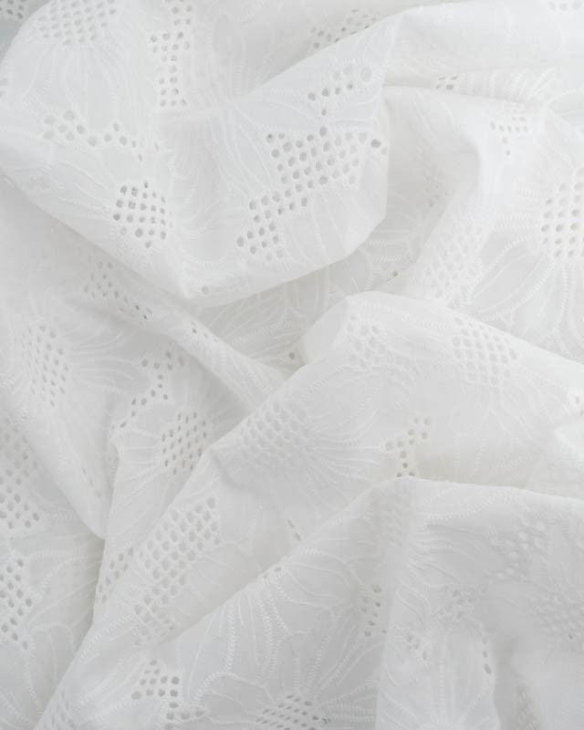 Tissu Broderie Anglaise Ecrue Motif Marguerite  - Mercerine