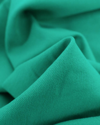 Tissu Gabardine Léger Vert Emeraude Stretch - Mercerine