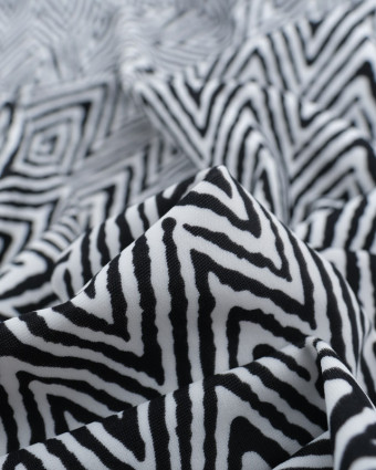 Tissu lycra Chevron Noir et Blanc  - Mercerine