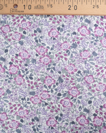 Viscose Blanche Imprimé Fleuri Romantique Mauve - Mercerine