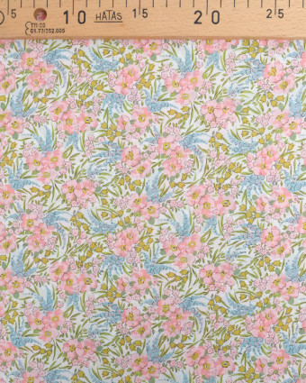 Tissu Liberty Fabrics@ Swirling C Rose et Vert  - Mercerine