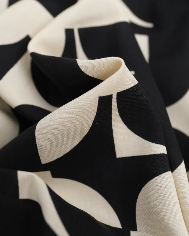 Viscose Beige et Noire Motif Géométrique - Mercerine