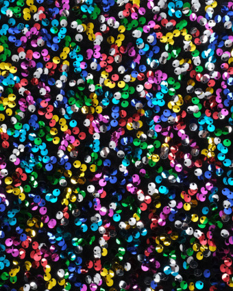 Tissu Sequins Multicolores Brodés Sur Velours Noir Léger - Mercerine