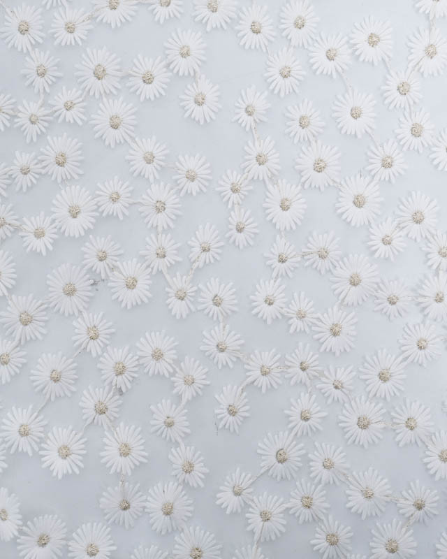 Tulle Blanc Brodé Petites Fleurs - Mercerine