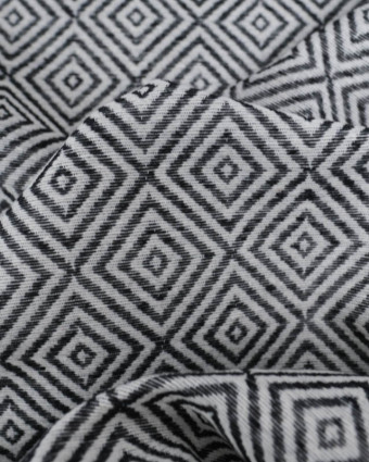 Tissu Jacquard Motif Losange Noir - Mercerine