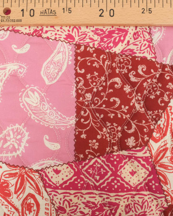 Tissu Matelassé Patchwork Double Face Rose et Rouge -  Mercerine