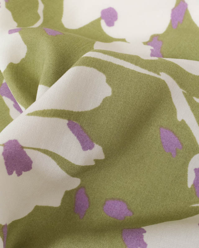 Tissu Viscose Vert Anis Motif Floral Tacheté Violet - Mercerine