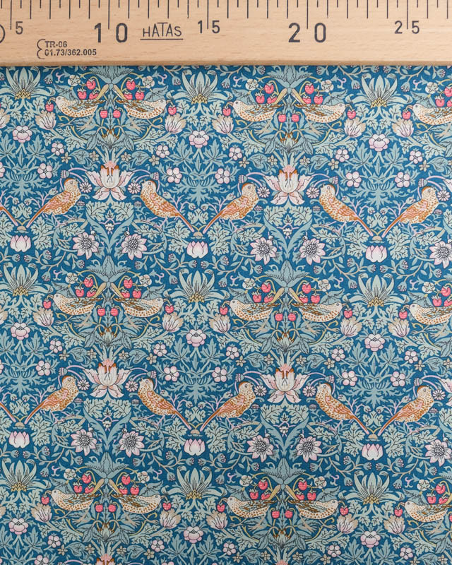 Tissu Liberty Fabrics@ Strawberry Thief Bleu - Mercerine