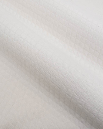 Tissu Jacquard Tissé En France Effet Matelassé Ecru - Mercerine