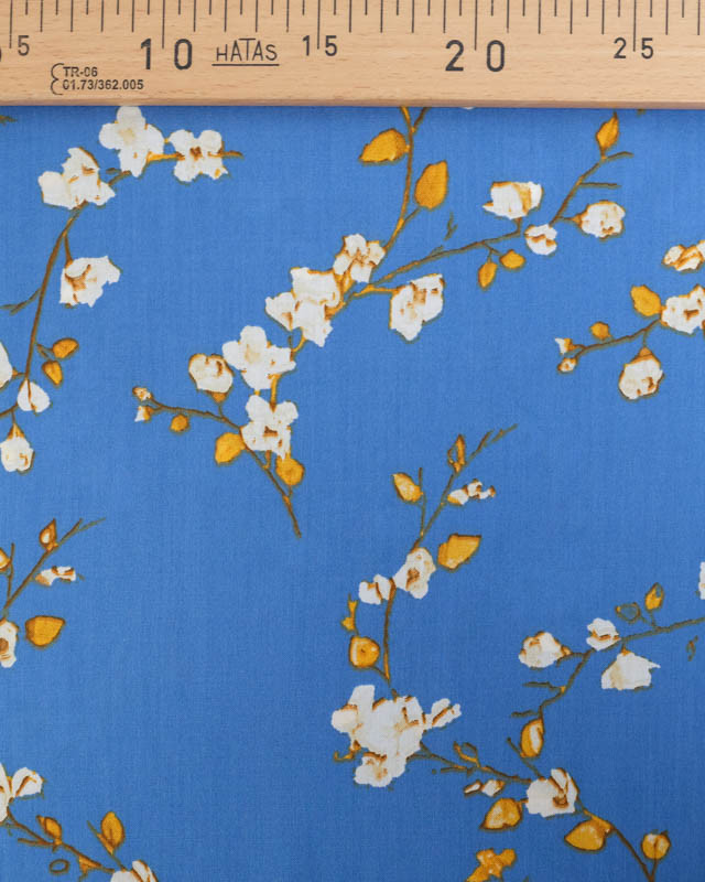 Tissu Viscose Bleu Motif Fleurs de Cerisier - Mercerine