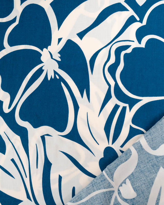 Tissu Viscose Bleu Motif Floral Ecru - Mercerine