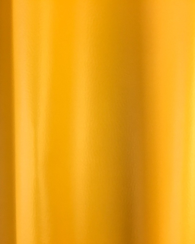 Tissus simili cuir jaune curcuma Karl - Mercerine