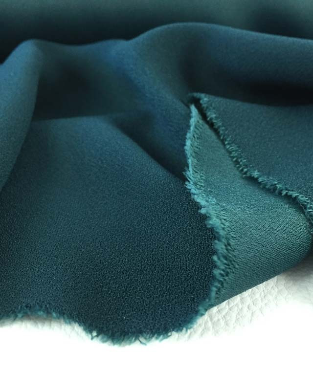 Tissu crêpe envers satin vert sapin Cristina - Mercerine