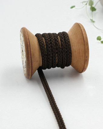 cordon-tricote-au-metre-cordon-rond-au-metre-lacet-au-metre-031-marron-fonce 