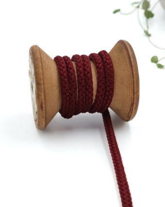 cordon-tricote-au-metre-cordon-rond-au-metre-lacet-au-metre-072-rouge-bordeaux 