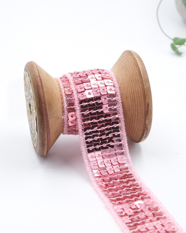Mercerie en ligne : ruban brodé rose sequins 1,5cm - Mercerine
