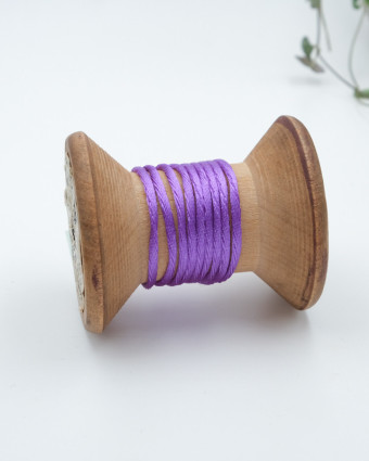 queue-de-rat-au-metre-cordon-pas-cher-au-metre-fil-pour-bracelet-090-violet 