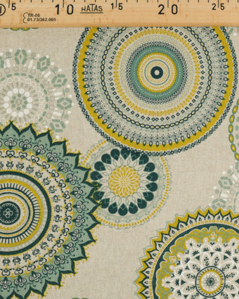 Tissu mandalas jaune vert aspect lin