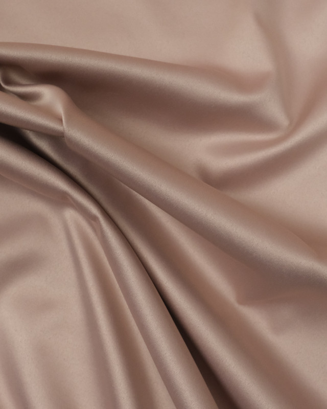 Satin rose nude : Achat tissu satin au mètre - Mercerine