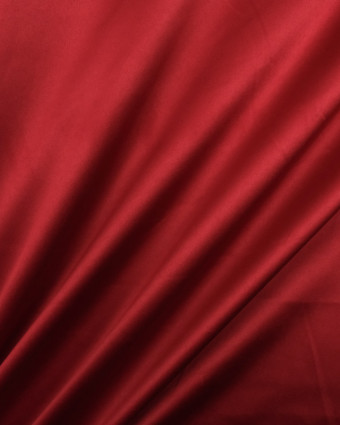 Satin rouge : Achat tissu satin au mètre - Mercerine