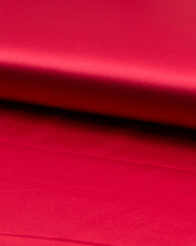 Satin rouge : Achat tissu satin au mètre - Mercerine