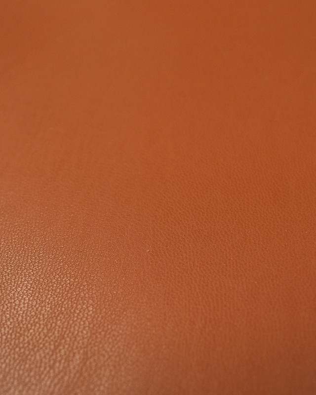 Tissu simili cuir terracotta jupe et pantalon - Mercerine